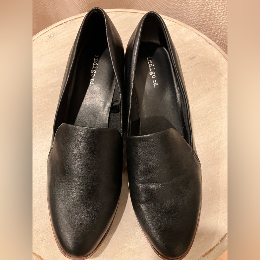 Indigo Women's Black Flats